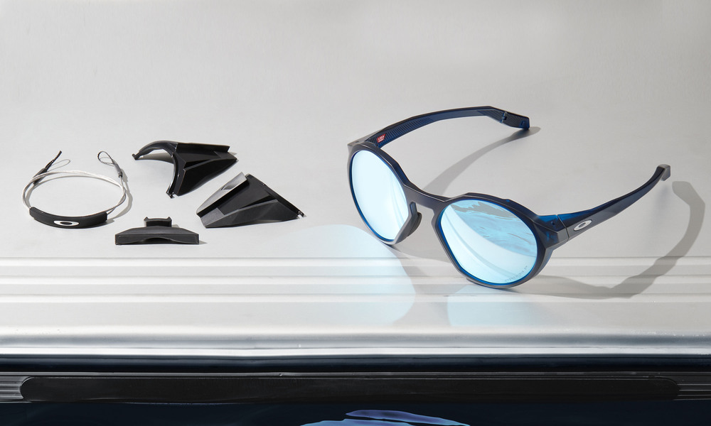 Oakley clifden deep cheap water